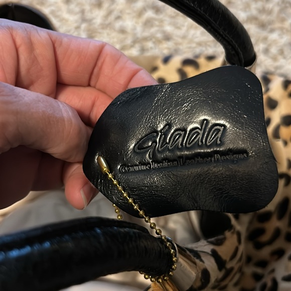 Giada Italian leather handbag. Very nice bag. - Picture 6 of 12
